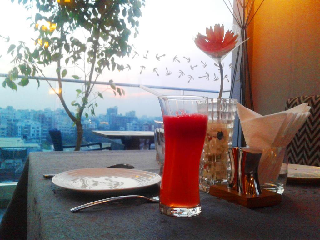 The Way Dhaka Hotel Exterior photo
