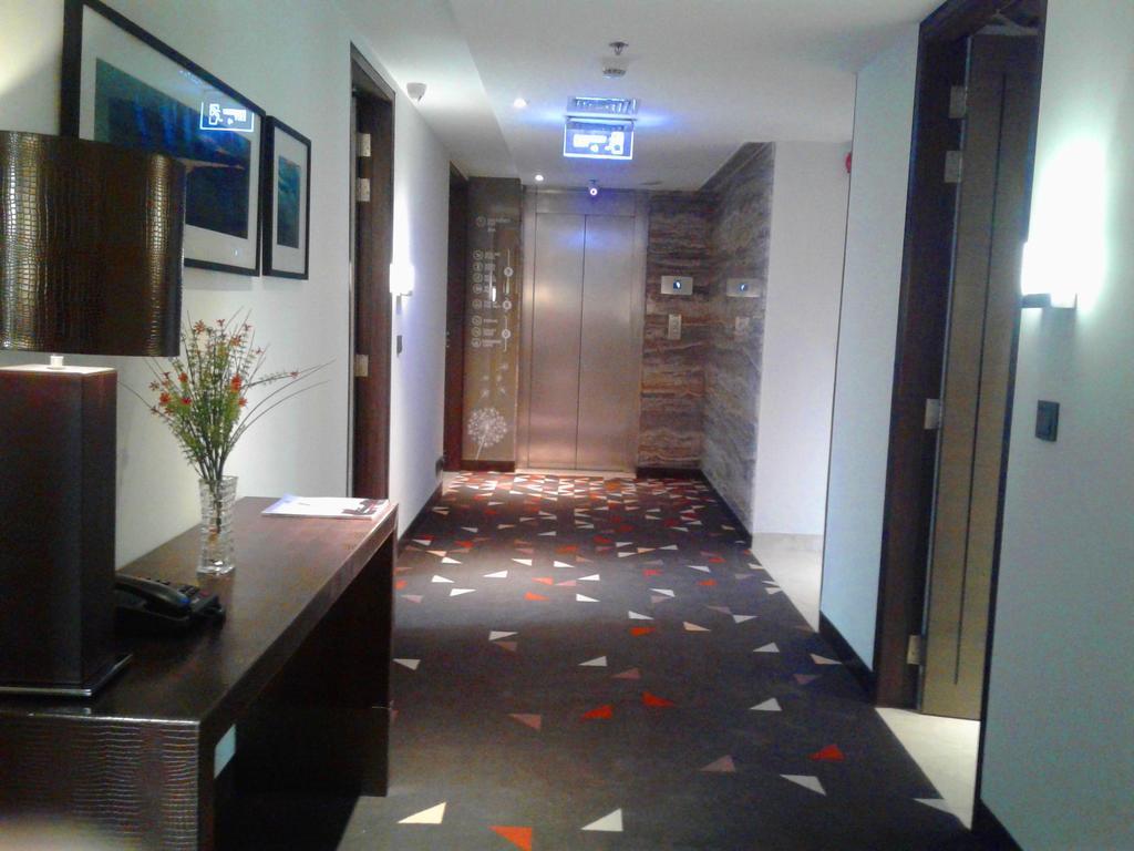 The Way Dhaka Hotel Exterior photo